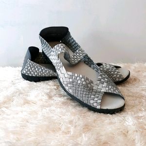 Corey's Glenda Sandal